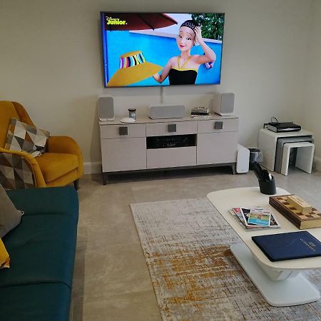 Portrush Luxury Apartment, Currangate Екстер'єр фото