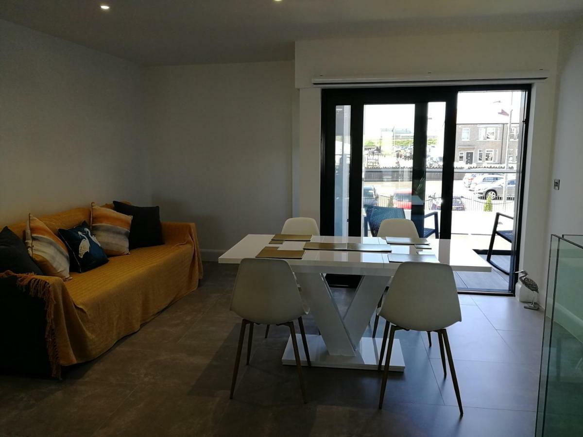 Portrush Luxury Apartment, Currangate Екстер'єр фото